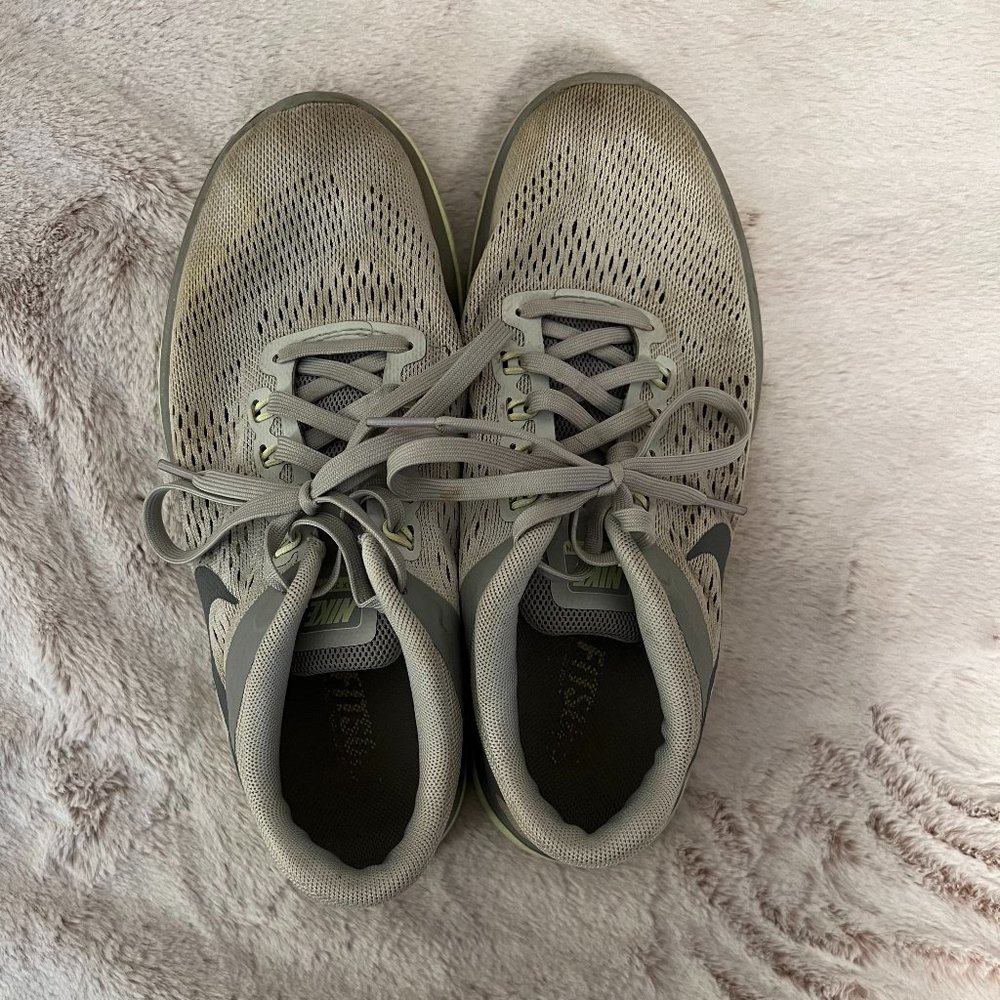 Nike Flex 2016 Run, 7, Gray & Mint